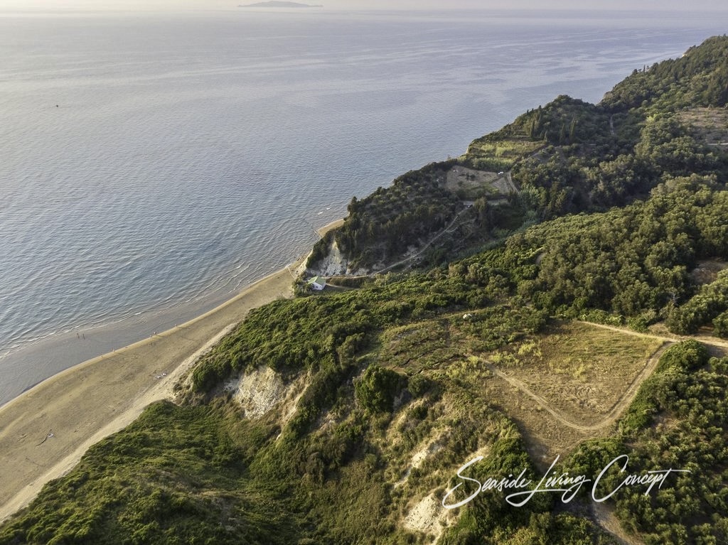 LAND NORTH CORFU AGIOS STEFANOS