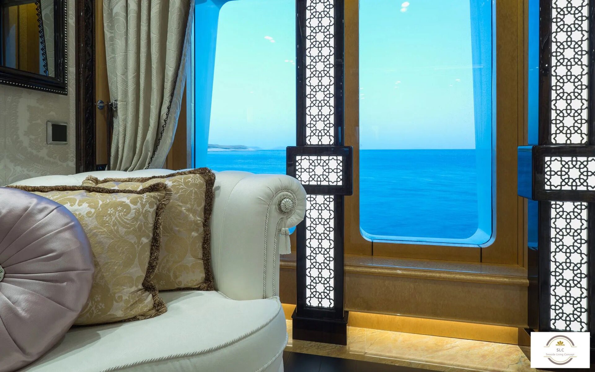 Motor Yacht ELEMENTS Stateroom View