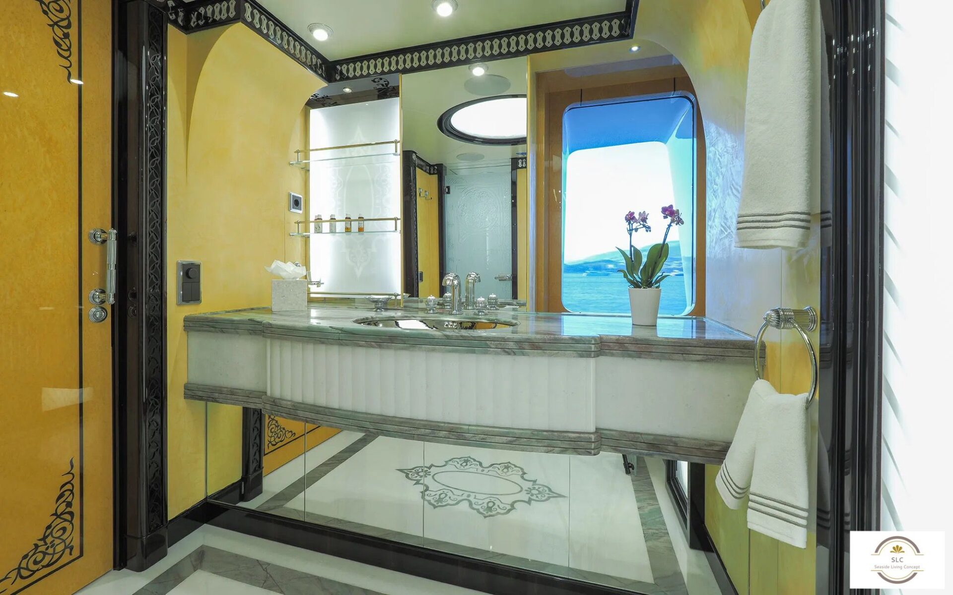 Motor Yacht ELEMENTS Guest Bathroom