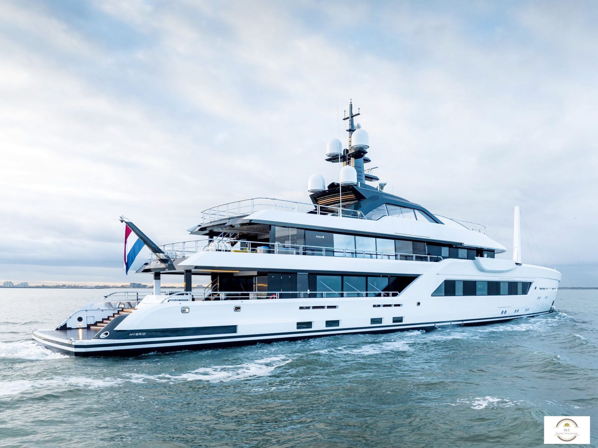 ENTOURAGE_seasidelivingconcept_2