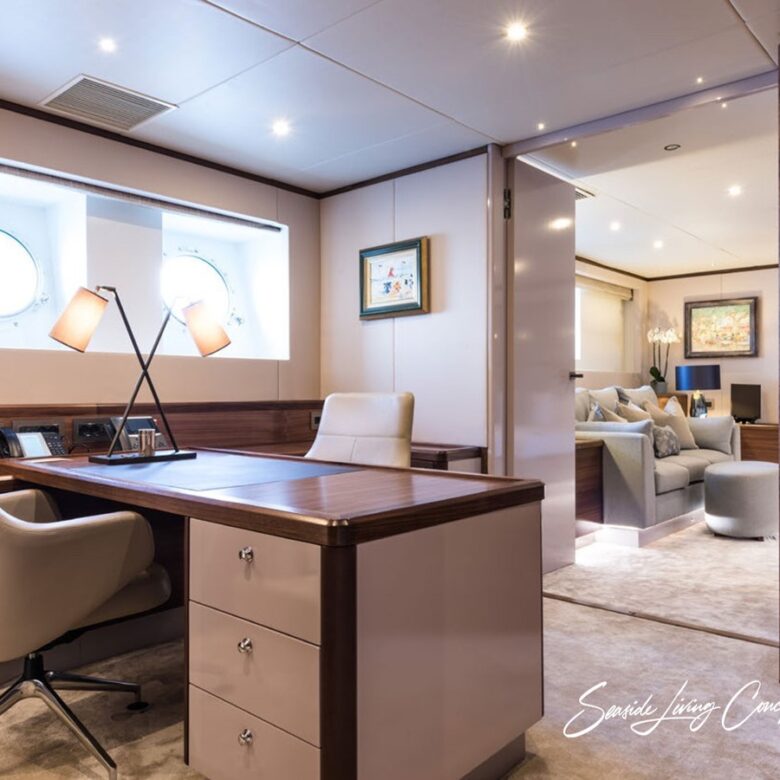 Lady_seasidelivingconcept_10