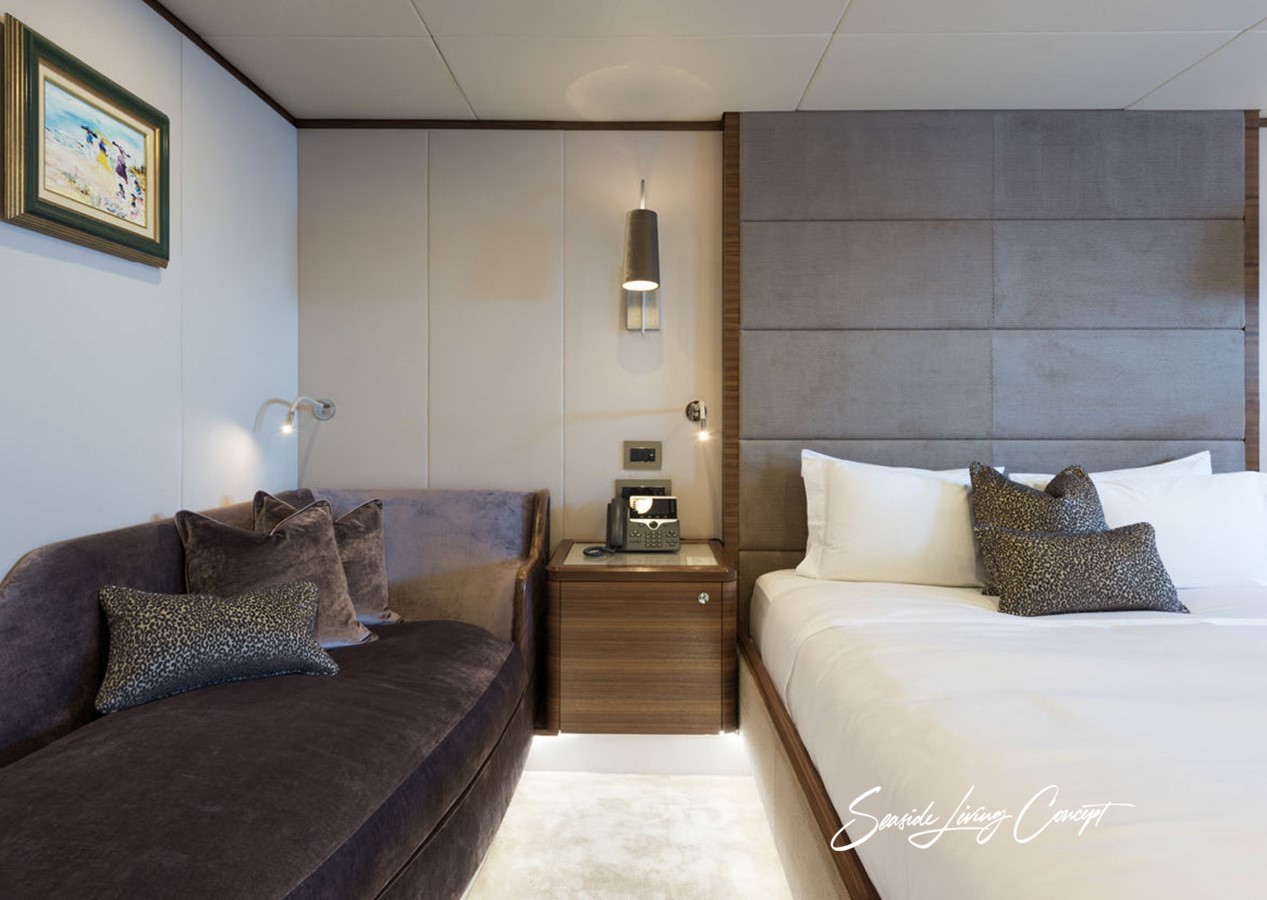 Lady_seasidelivingconcept_18