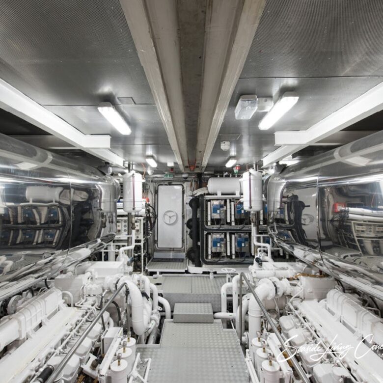 Lady_seasidelivingconcept_23