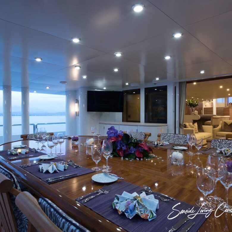 Lady_seasidelivingconcept_26