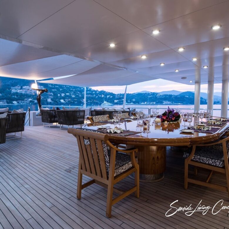 Lady_seasidelivingconcept_27