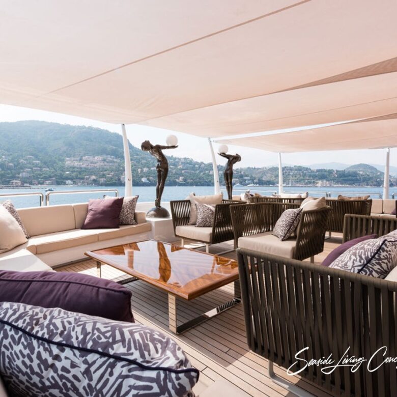 Lady_seasidelivingconcept_30