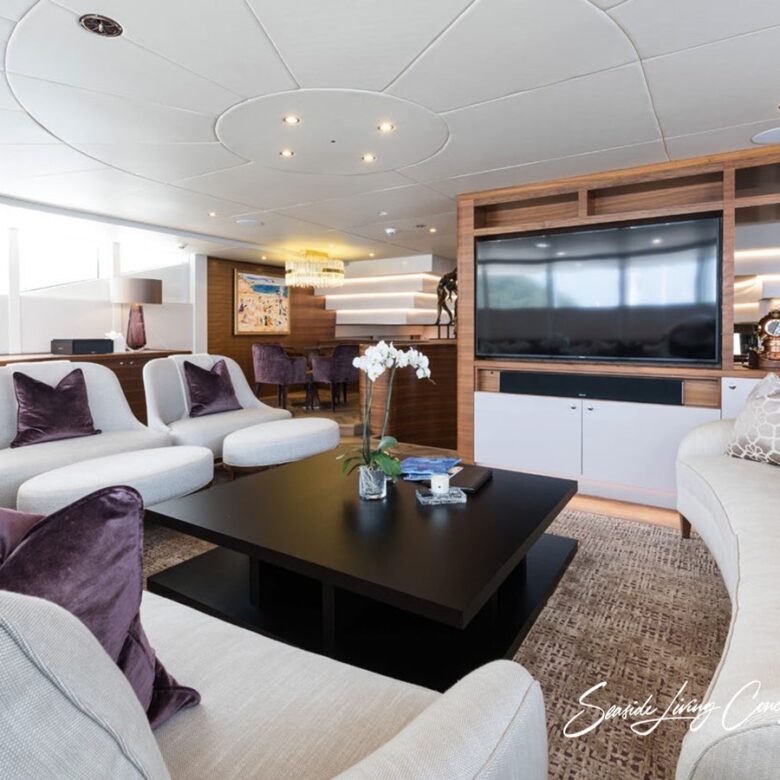 Lady_seasidelivingconcept_4