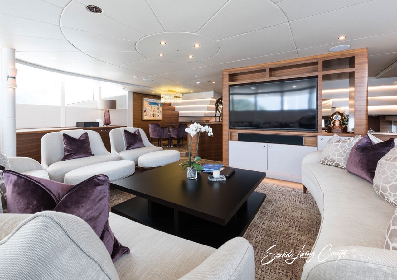 Lady_seasidelivingconcept_4