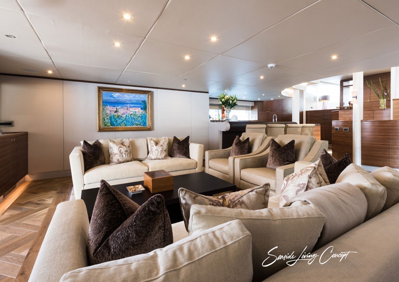 Lady_seasidelivingconcept_5