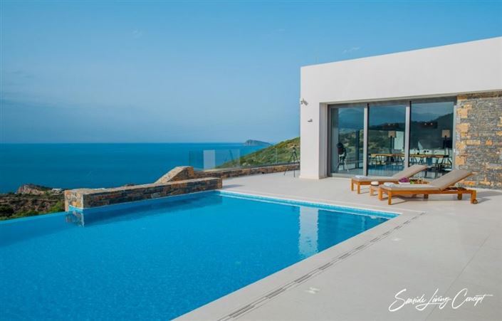 Luxury_villa_in_Crete_Lasithi_2_seasidelivingconcept_1