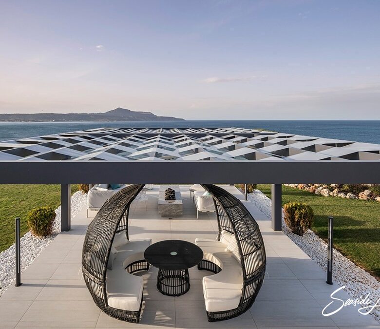 Modern_Luxury_Villa_in_Crete_3_seasidelivingconcept_45