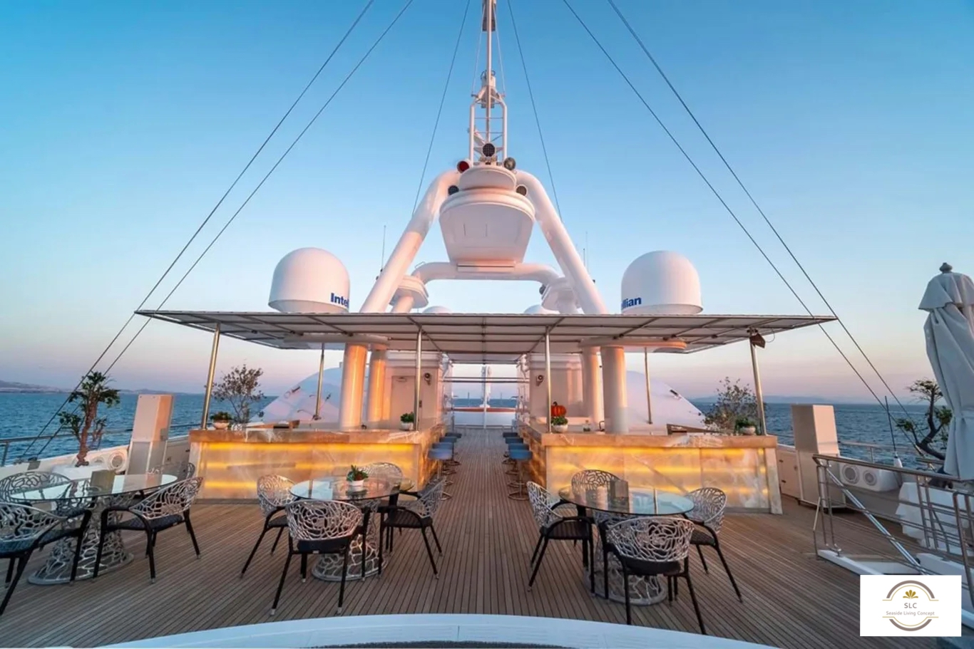 Moonlight_II_seasidelivingconcept_20