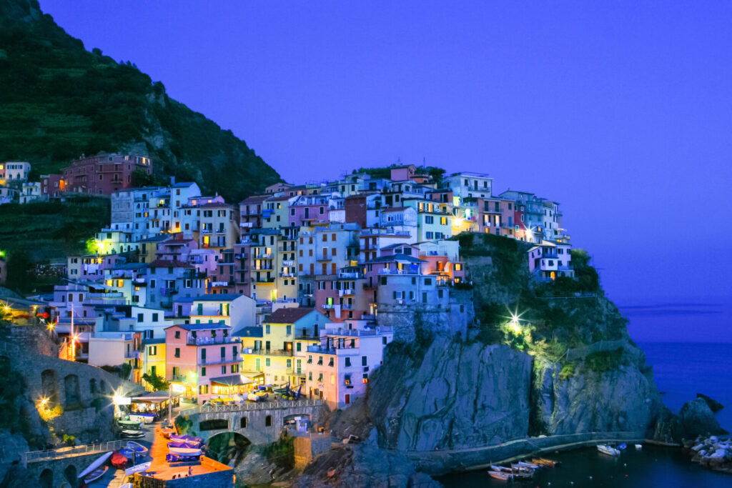 houses on the cliff