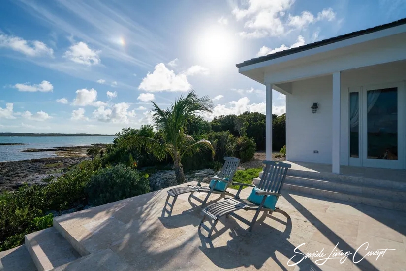 Crown_Pigeon_Island_Bahamas_IBAHA 2402_seasidelivingconcept_13