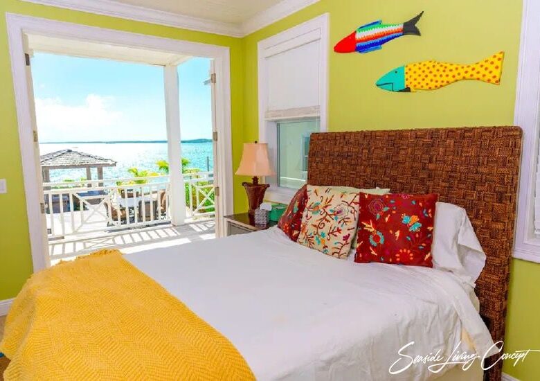 Crown_Pigeon_Island_Bahamas_IBAHA 2402_seasidelivingconcept_25