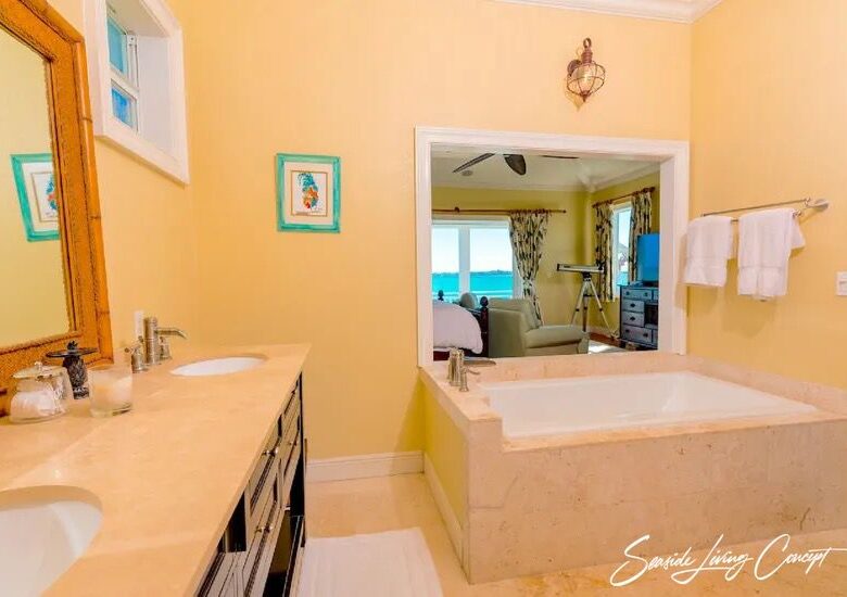 Crown_Pigeon_Island_Bahamas_IBAHA 2402_seasidelivingconcept_27