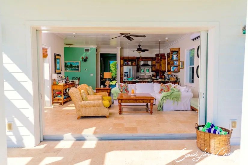 Crown_Pigeon_Island_Bahamas_IBAHA 2402_seasidelivingconcept_31