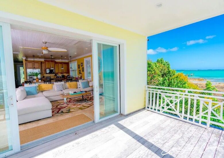 Crown_Pigeon_Island_Bahamas_IBAHA 2402_seasidelivingconcept_32