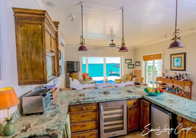 Crown_Pigeon_Island_Bahamas_IBAHA 2402_seasidelivingconcept_34