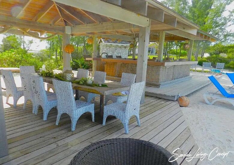 Crown_Pigeon_Island_Bahamas_IBAHA 2402_seasidelivingconcept_38