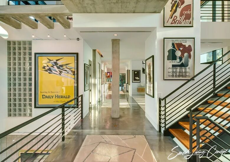 Luxury_Villa_in_Sarasota_IUSFL_2409_seasidelivingconcept_12