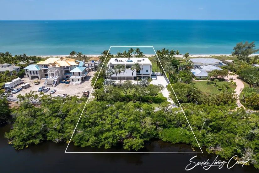 Luxury_Villa_in_Sarasota_IUSFL_2409_seasidelivingconcept_46