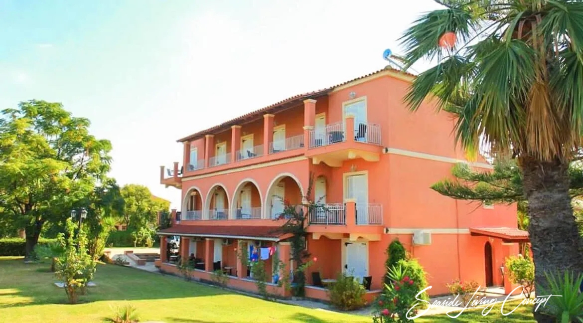 ALMY 2401_seasidelivingconcept_1